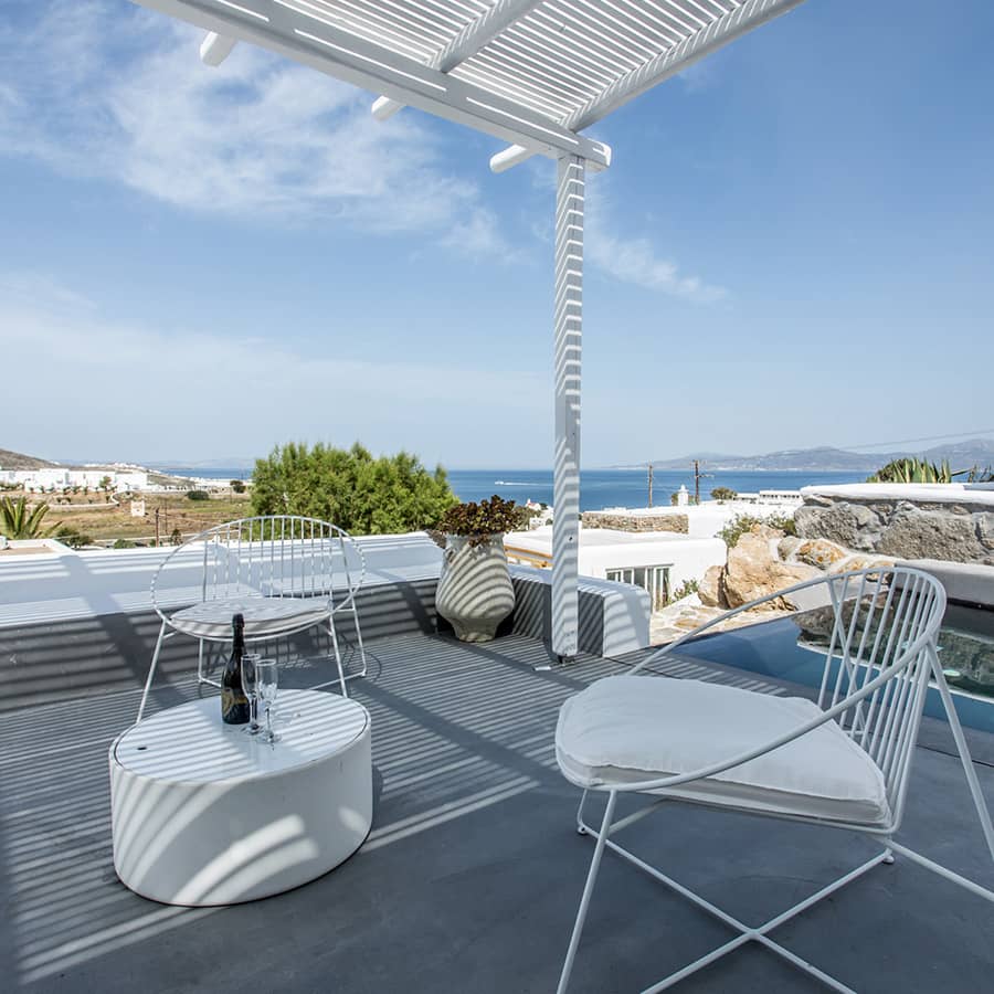 OSTRACO LUXURY HOTEL & SUITES – MYKONOS 4