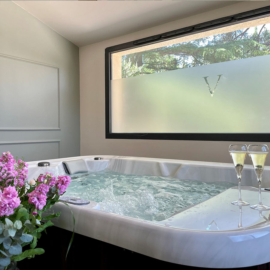 LE VALLON DE VALRUGUES & SPA 4