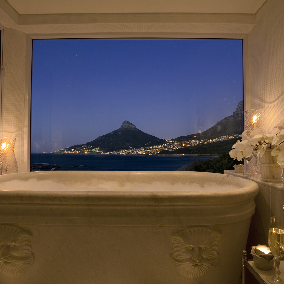 The Twelve Apostles Hotel and Spa 3